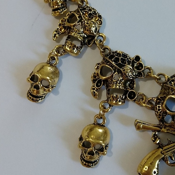 SALE Unique Pirate Skeleton Skull Gold-tone Drop Down Dangle Necklace - Picture 4 of 10